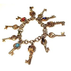 Vintage Gold Tone Skeleton Key Charm Bracelet with Pearls Rhinestones Lucite